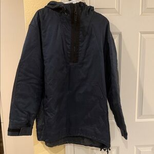 Banana Republic Men's Navy 3 quarter zip up pullover. Waterproof, fleece lined.